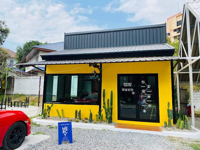 Mercy Cafe & Secret bar - การบริการอาหารและที่พัก