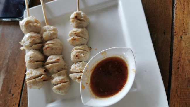 ร้านเตี๋ยวเรือเมืองขอน - การบริการอาหารและที่พัก