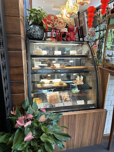 Lynlan​ Cafe - การบริการอาหารและที่พัก