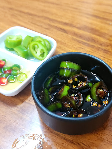 ร้านทมโภชนา - การบริการอาหารและที่พัก