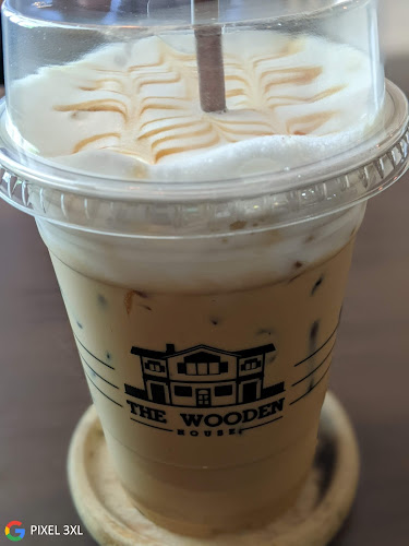 The Wooden House Hatyai - การบริการอาหารและที่พัก