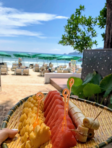 15, 17 ถ. ทวีวงศ์ ตำบลป่าตอง อำเภอกะทู้ ภูเก็ต 83150