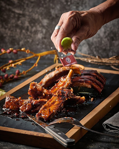 Naughty Nuri's Phuket