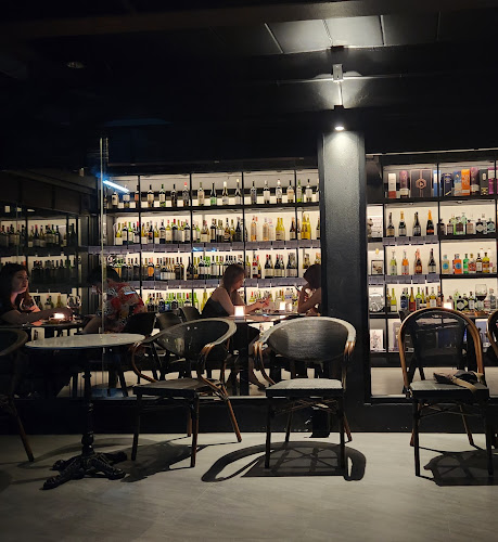 Opinii despre Wine Not ? în อำเภอเมืองนครสวรรค์ - การบริการอาหารและที่พัก