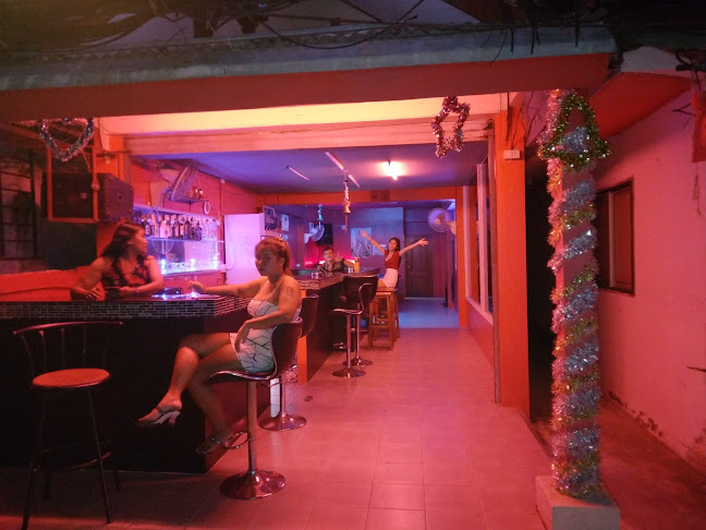 Red hot bar - อำเภอเกาะสมุย