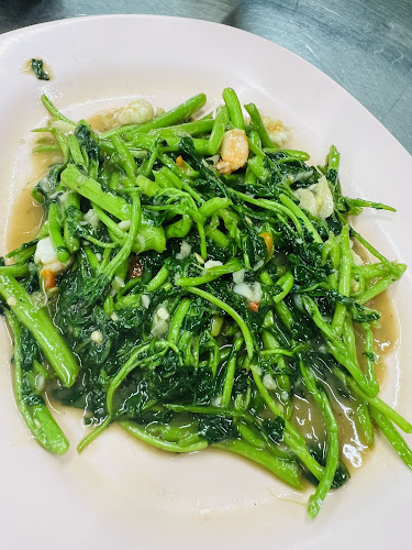 两合发饭店 - การบริการอาหารและที่พัก