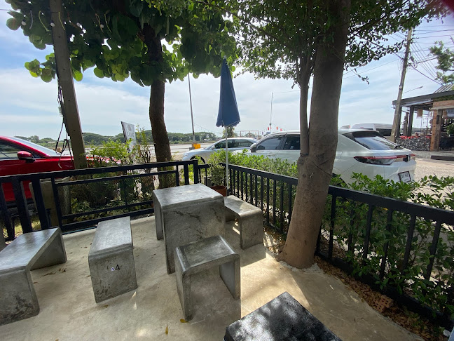 Snack Sho Coffee - การบริการอาหารและที่พัก