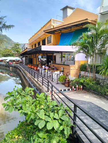 Comentarii opinii despre 99 Bar&Restaurant