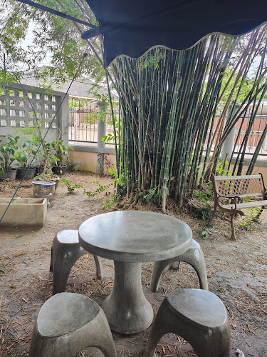 ร้านเด็ดเอร็ด ก๋วยเตี๋ยวคั่วไก่ไฟมังกร by pinny the chef @ระยอง - อำเภอเมืองระยอง