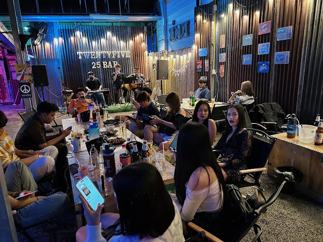 Opinii despre Twentyfive bar în อำเภอเมืองนครราชสีมา - การบริการอาหารและที่พัก