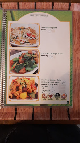 Opinii despre Sweet Chilli Restaurant & Bar @Karon Beach în อำเภอเมืองภูเก็ต - การบริการอาหารและที่พัก