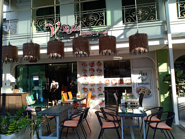 เจียงลูกชิ้นปลา สาขาพัทยาเหนือ - การบริการอาหารและที่พัก