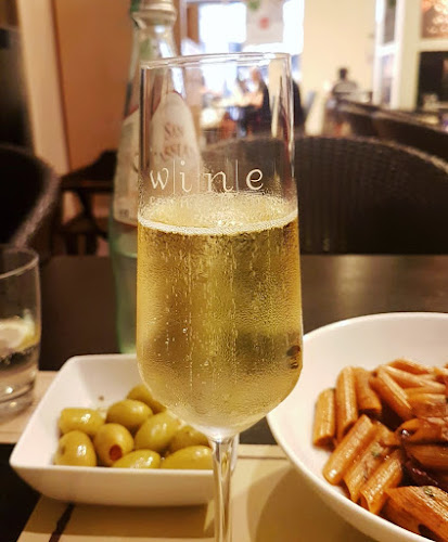 Comentarii opinii despre Wine Connection