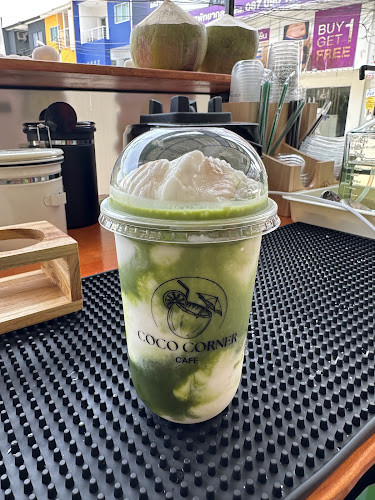 Coco corner café - การบริการอาหารและที่พัก