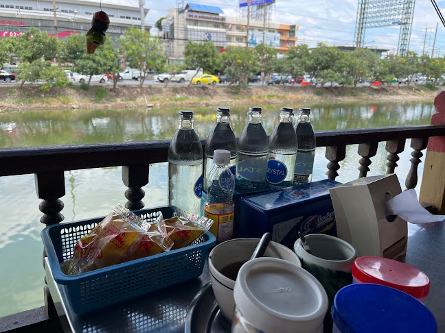 ก๋วยเตี๋ยวเรือ ป้าแจ๋ว - อำเภอธัญบุรี