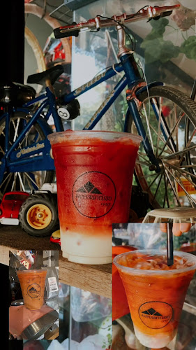 มงคลพาณิชย์1957 (coffee&roti) Cafe - เมือง โคราช