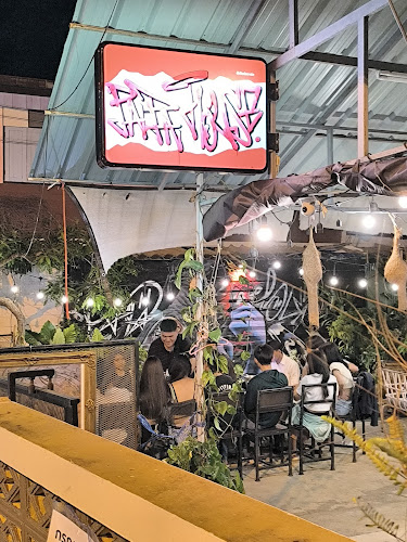 PAPA HOUSE CAFE'179 - การบริการอาหารและที่พัก