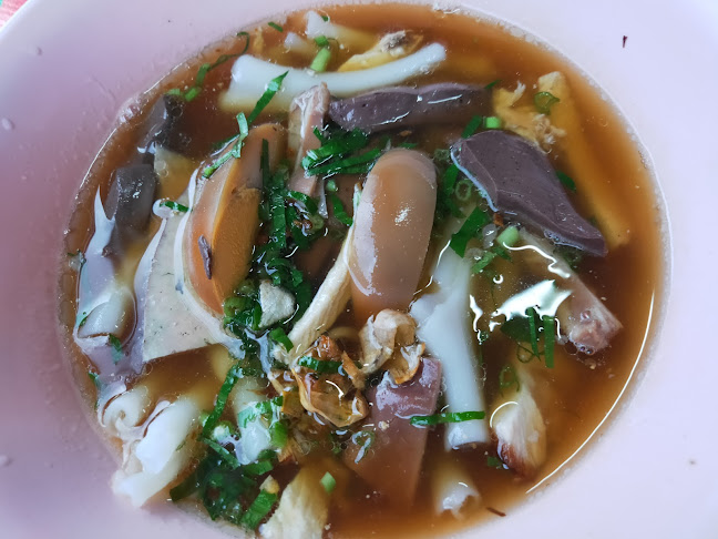 Opinii despre ก๋วยจั๊บนายปู้ în อำเภอเมืองนครสวรรค์ - การบริการอาหารและที่พัก