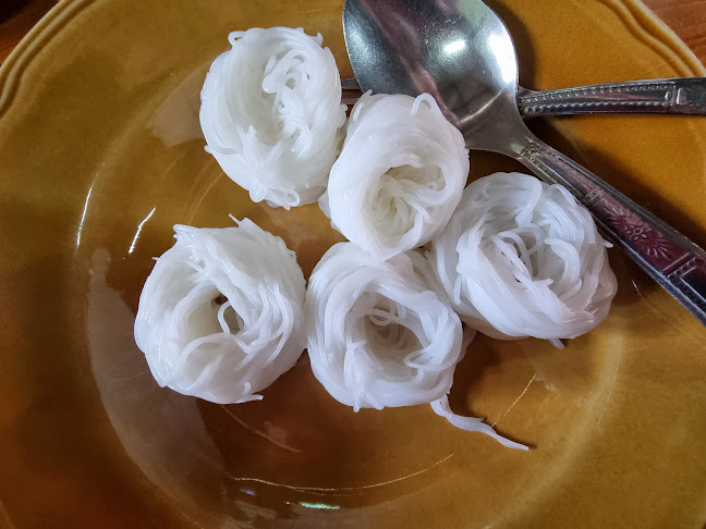 Comentarii opinii despre คุณบี ขนมจีนสด