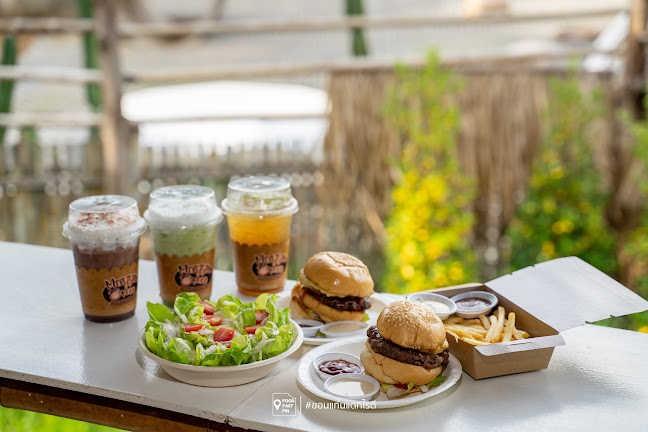 แม็กกี้มู(Maggie Moo) บีฟแอนด์ชีส ตลาดสามแยก​ โนนทัน