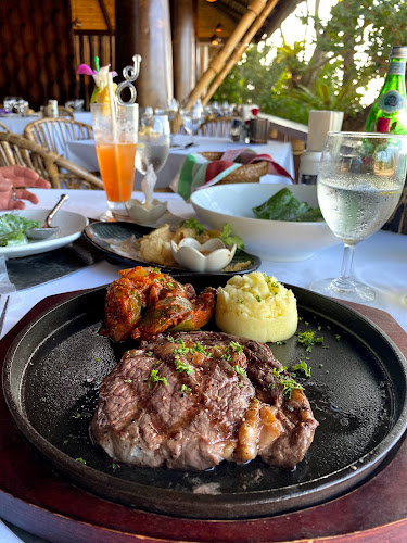 Opinii despre ออน เดอะ ร๊อค în อำเภอเมืองภูเก็ต - การบริการอาหารและที่พัก