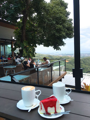 Opinii despre Phuket View Cafe în อำเภอเมืองภูเก็ต - การบริการอาหารและที่พัก