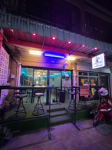 Wealthy bar & restaurants