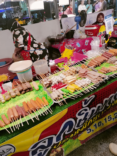 โรงปูน ไนท์มาร์เก็ต หาดใหญ่ Rongpoon Night Market Hatyai - การบริการอาหารและที่พัก