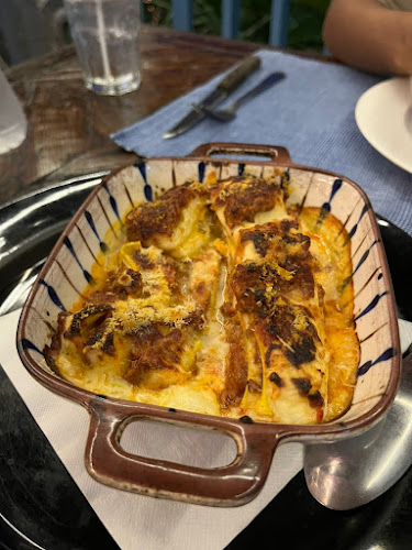 M&M's Pizzeria & Spaghetteria