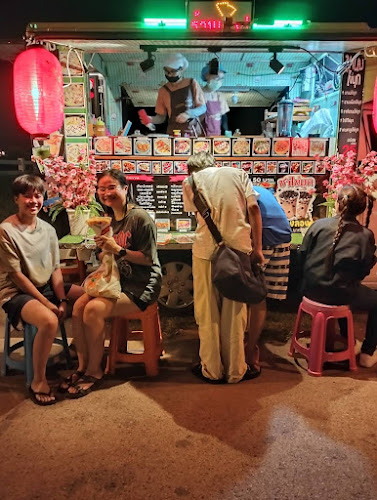 Opinii despre P-ploy เครป în อำเภอ พังโคน - การบริการอาหารและที่พัก