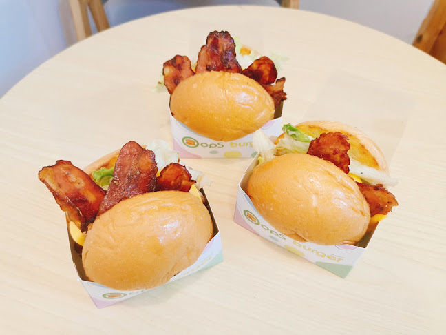 C24 ตรงข้ามพระพรหม ซอย ปทุมทอง