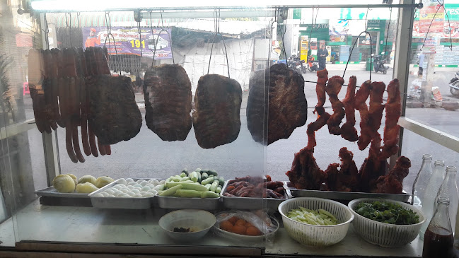 Comentarii opinii despre ร้านข้าวหมูแดงนครปฐม นครราชสีมา