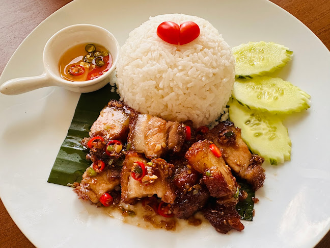 Comentarii opinii despre บ้านคุณตาลอฟท์คาเฟ่ @แหลมฉบัง