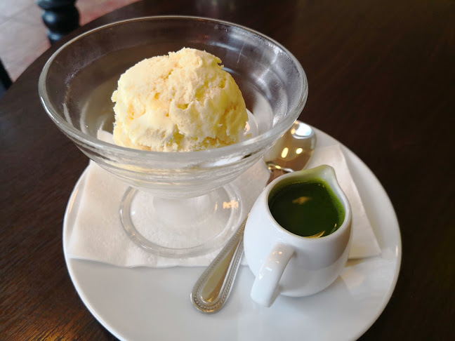 เบลล่าคอฟฟี่ - อำเภอศรีราชา