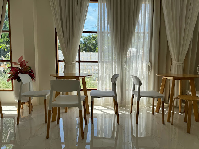 Comentarii opinii despre Ten slash coffee corner tenslash เท็นสแลช คาเฟ่นครปฐม