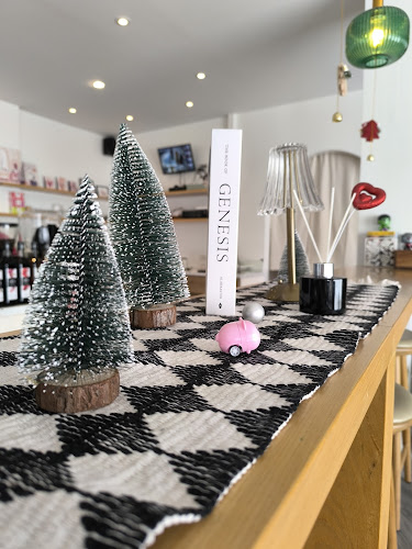 Opinii despre Sunday House.cafe în อำเภอบางละมุง - การบริการอาหารและที่พัก