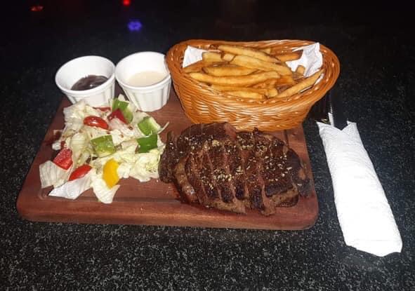 Cosy Beach Club - อำเภอบางละมุง