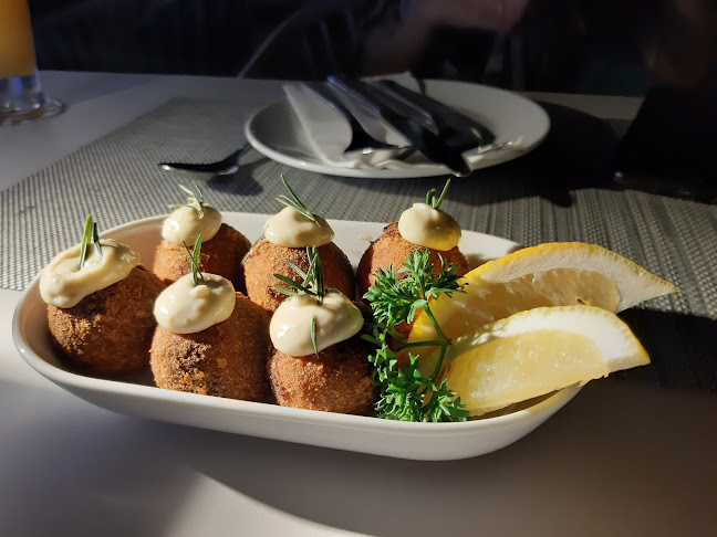 Opinii despre The Sky32 Restaurant în อำเภอบางละมุง - การบริการอาหารและที่พัก