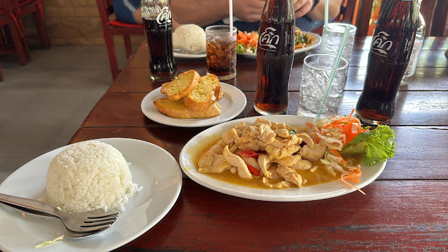 Red Chair - อำเภอเมืองภูเก็ต