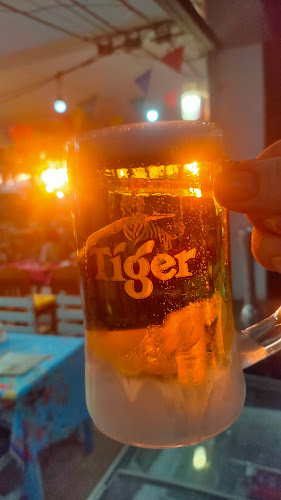 Beach Side Bistro - อำเภอกะทู้