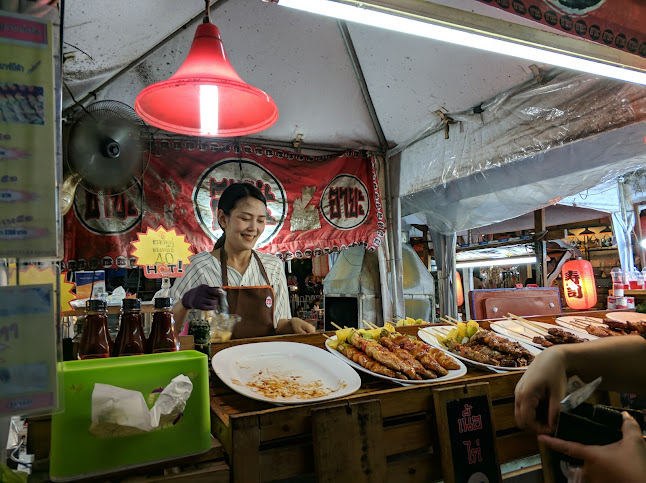 Comentarii opinii despre ตลาดต้นตาล