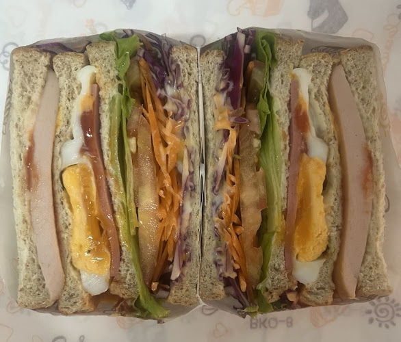 BURGER JACK MJ - การบริการอาหารและที่พัก