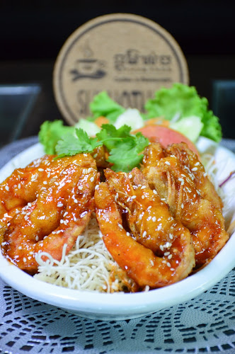 PhumPhor Coffee​ Restaurant​ ภูมิพ่อ คอฟฟี่เรสเตอรองท์ - การบริการอาหารและที่พัก