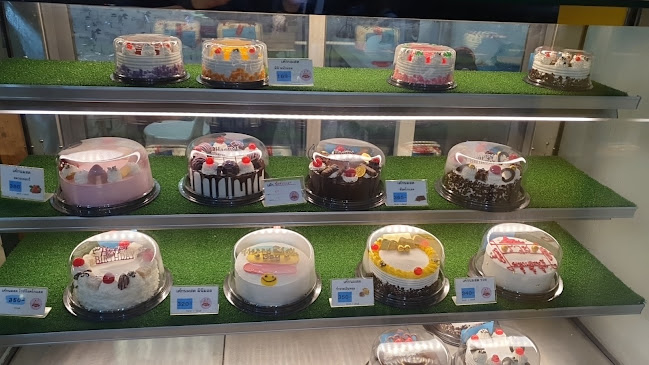 Opinii despre ร้าน แฮปปี้เค้ก สี่มุมเมืองเเหลมฉบัง 144/29 în อำเภอศรีราชา - การบริการอาหารและที่พัก