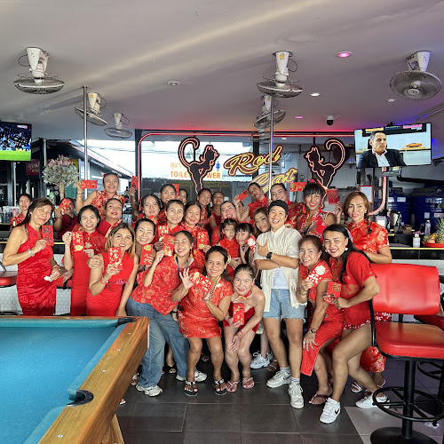 Opinii despre Red Cat Bar în อำเภอบางละมุง - การบริการอาหารและที่พัก
