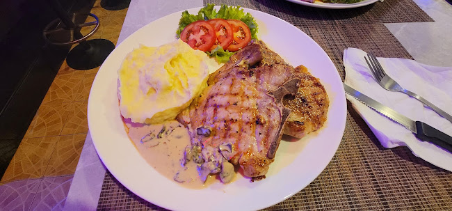 Comentarii opinii despre ร้านชาลี บีช ร้านอาหารและบาร์