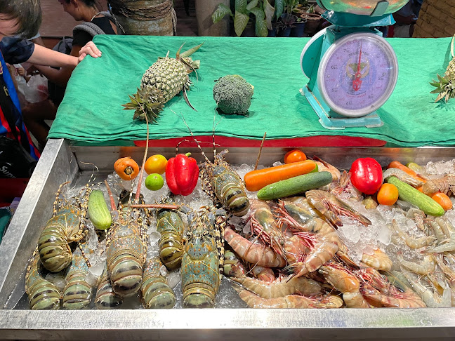 R882+Q8W เมืองภูเก็ต อำเภอเมืองภูเก็ต ภูเก็ต 83100