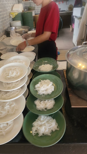 355/3 ถ. เทพกระษัตรี ตำบล เทพกระษัตรี อำเภอถลาง ภูเก็ต 83110