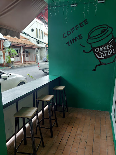 Replease - การบริการอาหารและที่พัก