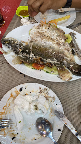 Halle Hallo Restaurant - อำเภอเมืองภูเก็ต